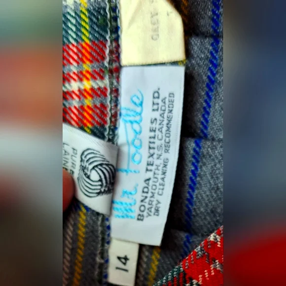 Vintage Bonda Textiles Nova Scotia Wool Tartan Pleated Skirt Sz 14 Fabric Button - Picture 5 of 10